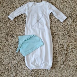 Lovebug Baby Bedding gown with coordinating hat